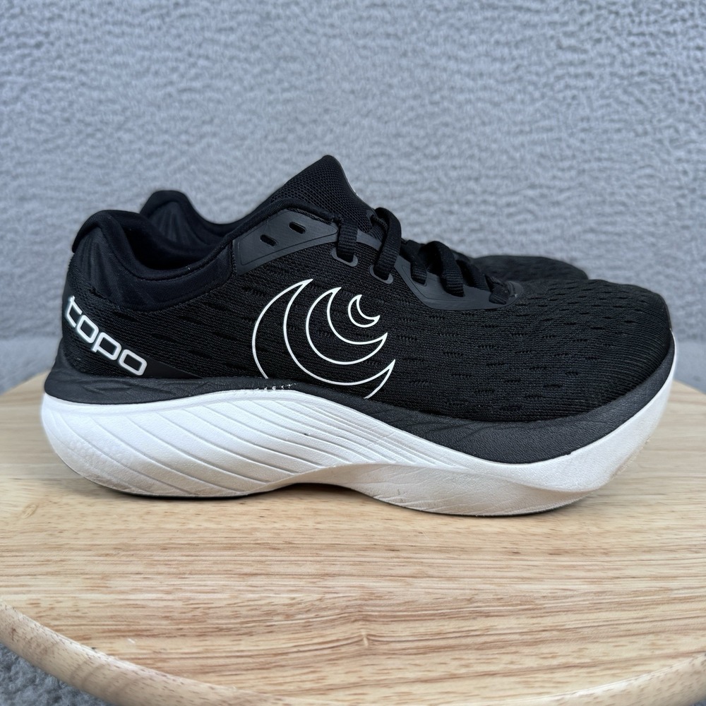 Topo Athletic Atmos Womens Size 6.5 Black White 5mm Drop Road Running Shoes